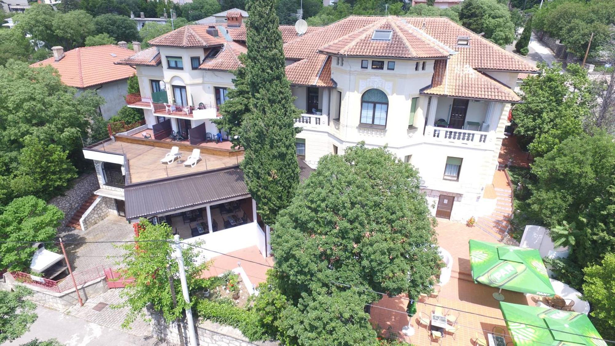 Hotel Ruža Novi Vinodolski Buitenkant foto