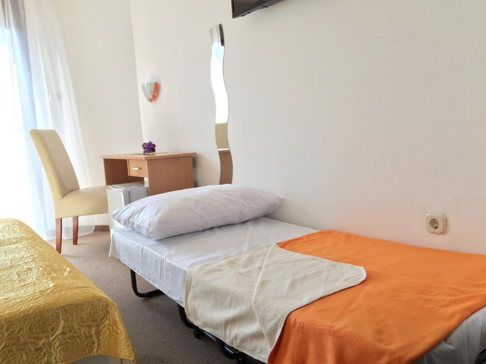 Hotel Ruža Novi Vinodolski Kamer foto