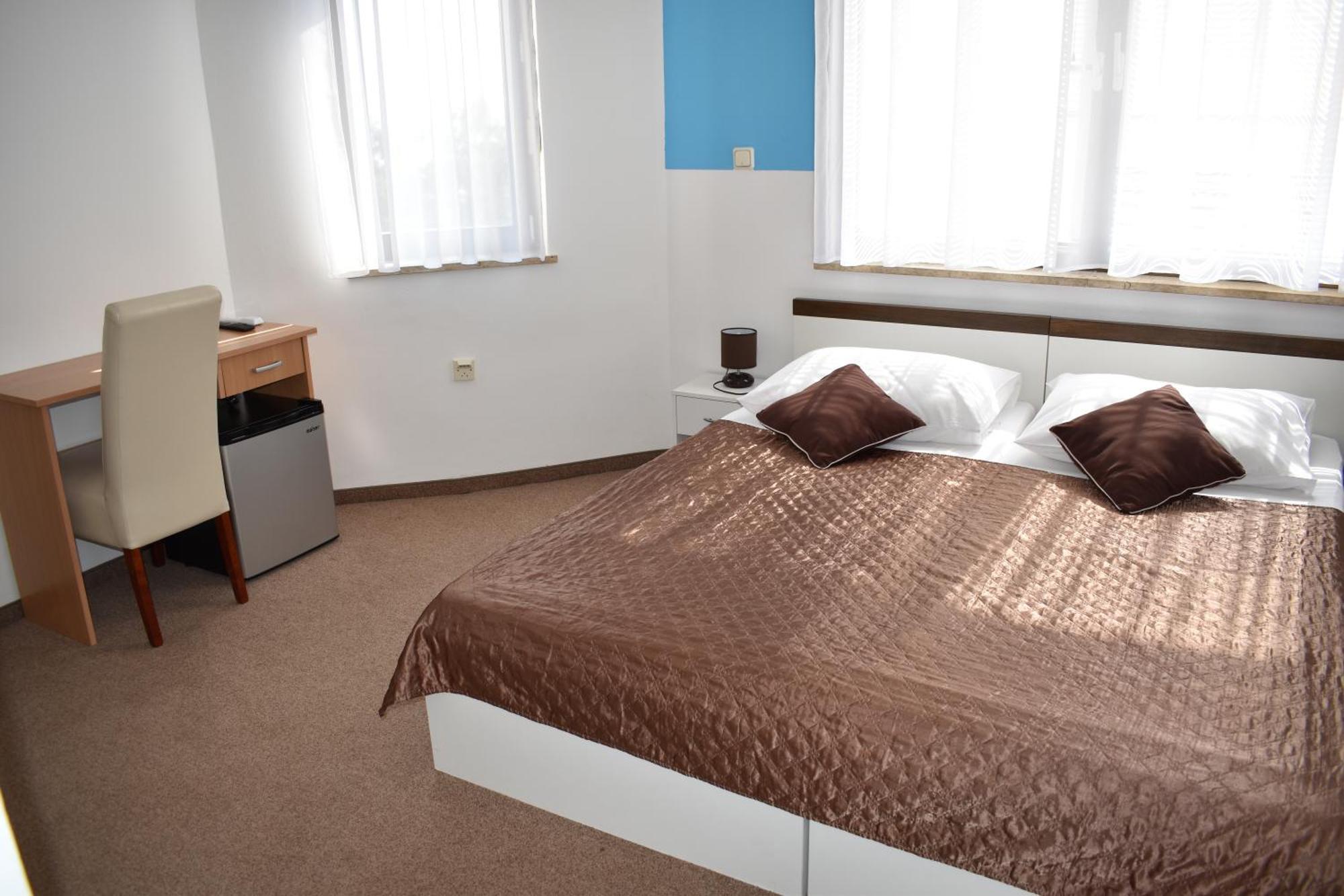 Hotel Ruža Novi Vinodolski Kamer foto