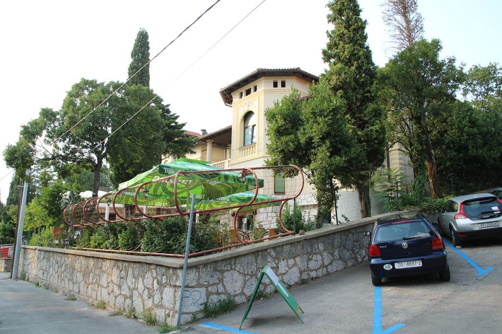 Hotel Ruža Novi Vinodolski Buitenkant foto