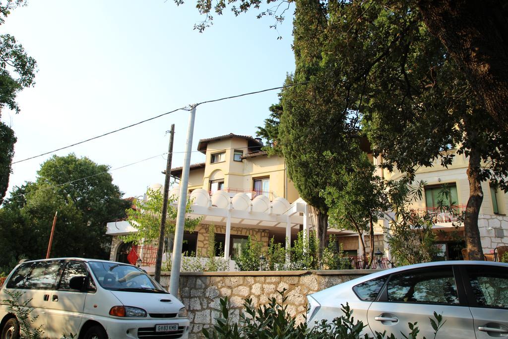 Hotel Ruža Novi Vinodolski Buitenkant foto