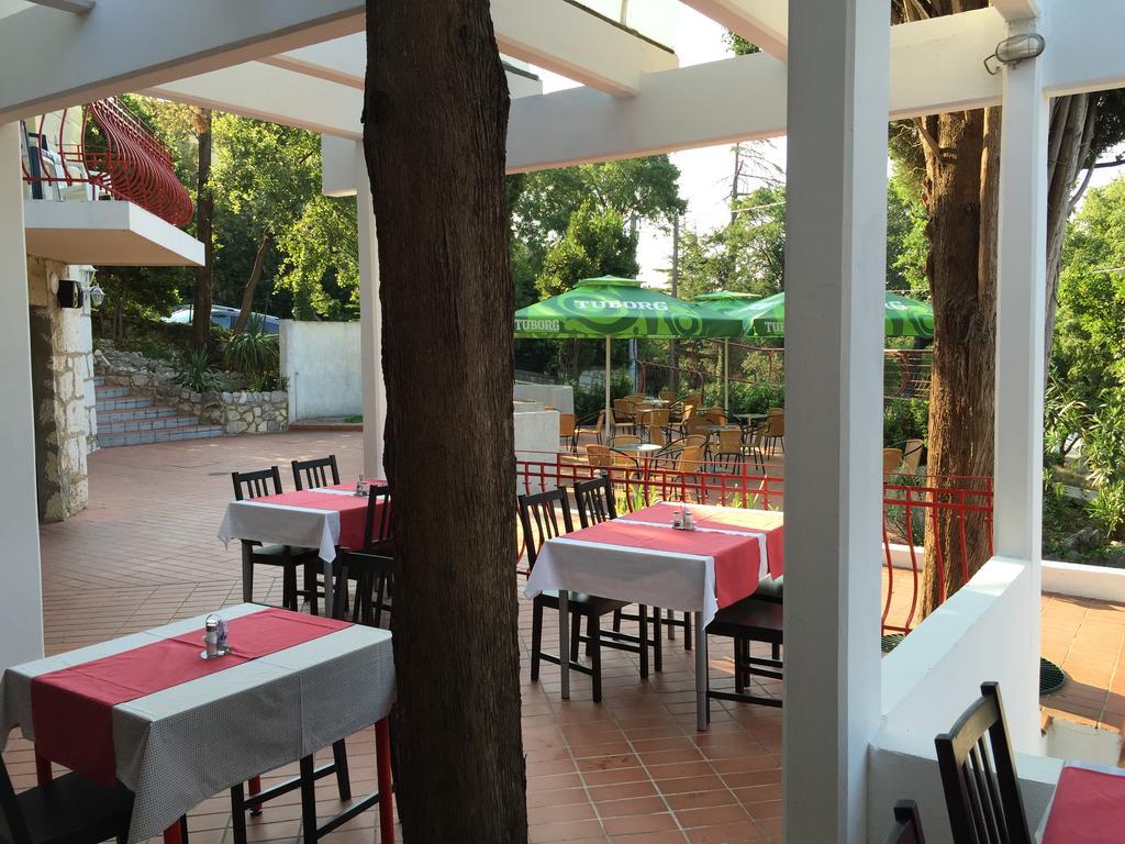 Hotel Ruža Novi Vinodolski Buitenkant foto