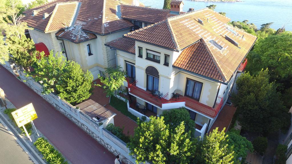 Hotel Ruža Novi Vinodolski Buitenkant foto