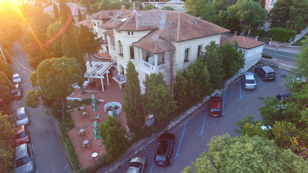 Hotel Ruža Novi Vinodolski Buitenkant foto