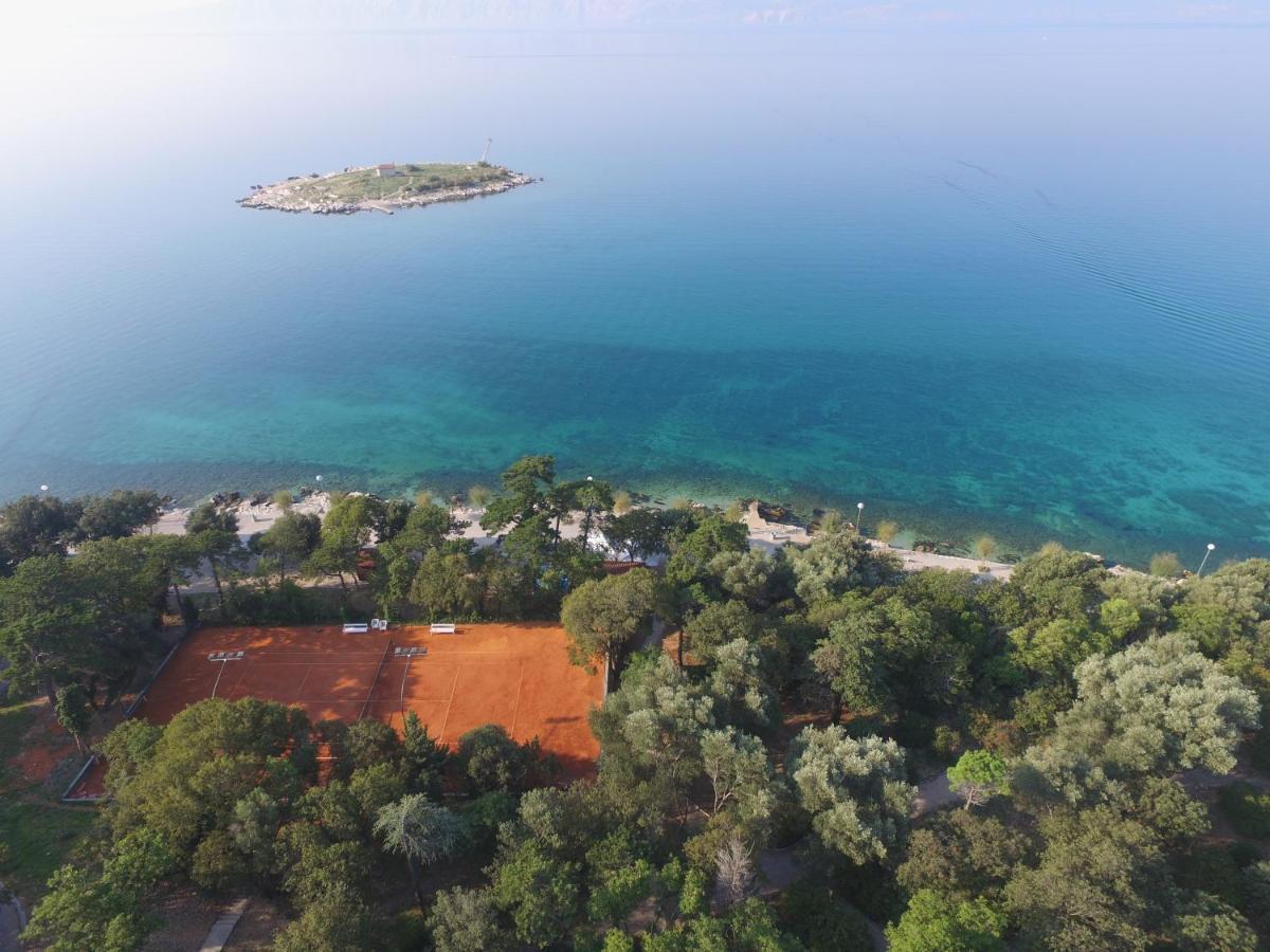 Hotel Ruža Novi Vinodolski Buitenkant foto